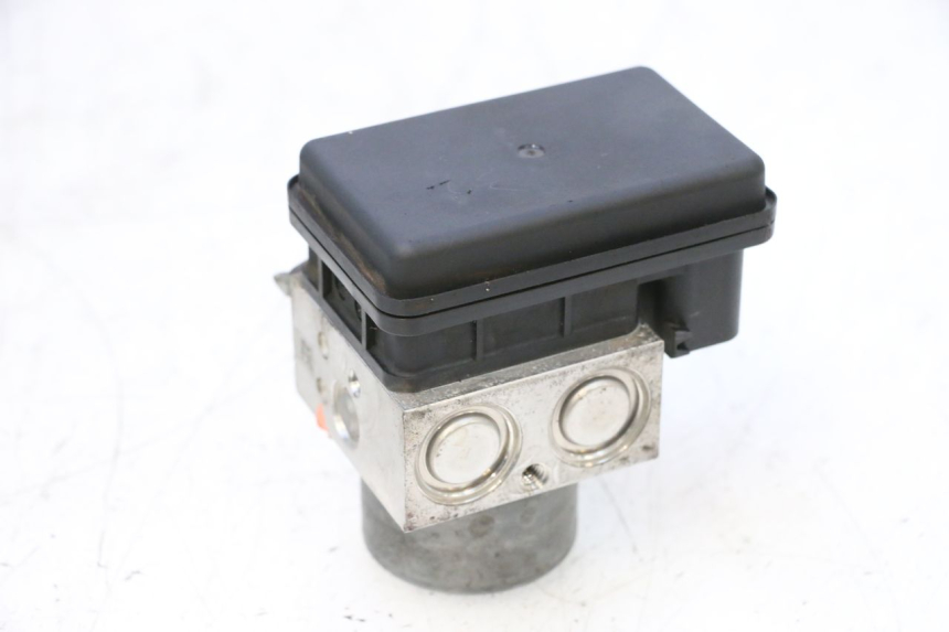 photo de POMPA ABS KAWASAKI ER-6 ER6 F ABS 650 (2012 - 2016) - Caratteristiche distintive