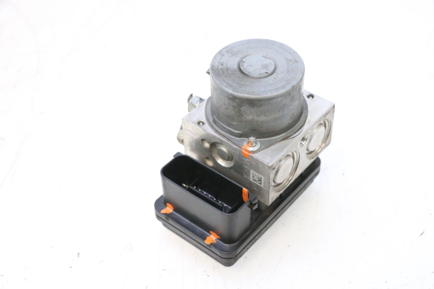 photo de POMPA ABS KAWASAKI ER-6 ER6 F ABS 650 (2012 - 2016) - Ricambio usato controllato