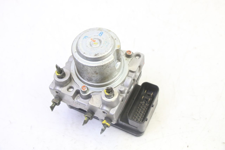 photo de POMPA ABS HONDA FES S-WING SWING ABS 125 (2007 - 2015) - Dettaglio del componente