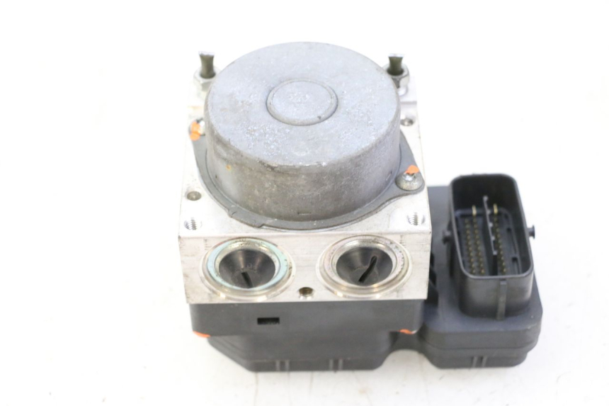photo de POMPA ABS YAMAHA FJR ABS 1300 (2006 - 2012) - Altra angolazione