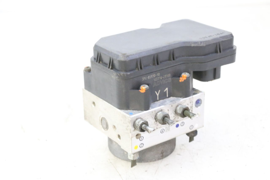 photo de POMPA ABS YAMAHA FJR ABS 1300 (2006 - 2012) - Stato della superficie e materiale