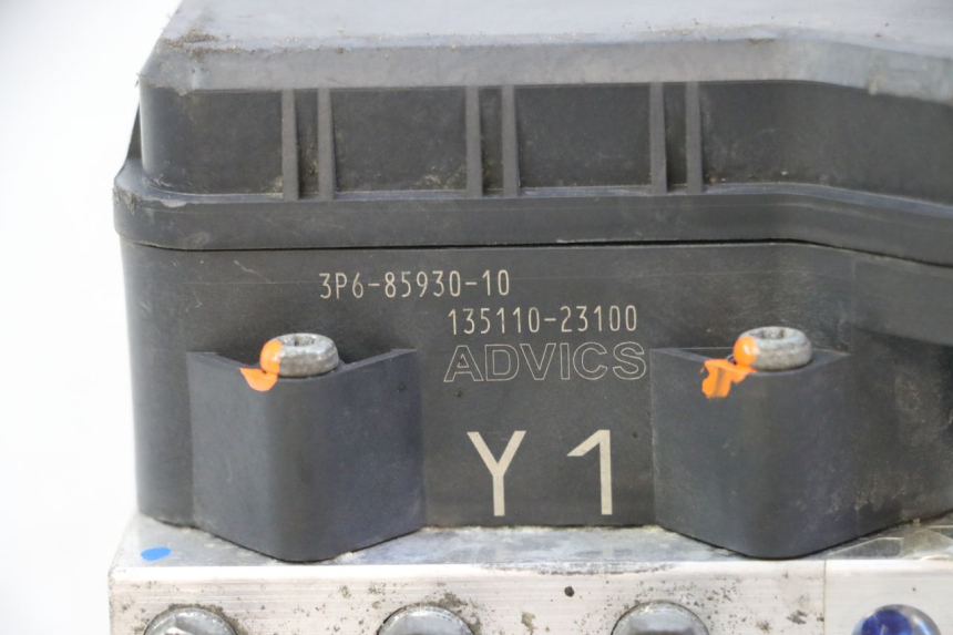 photo de POMPA ABS YAMAHA FJR ABS 1300 (2006 - 2012) - Marcature e riferimenti originali