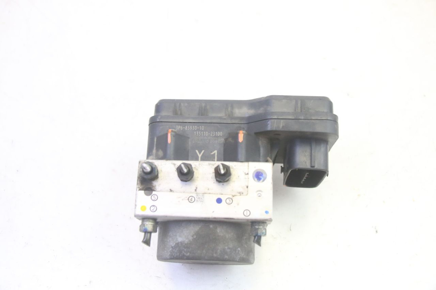 photo de POMPA ABS YAMAHA FJR ABS 1300 (2006 - 2012) - Dettagli dei punti di fissaggio