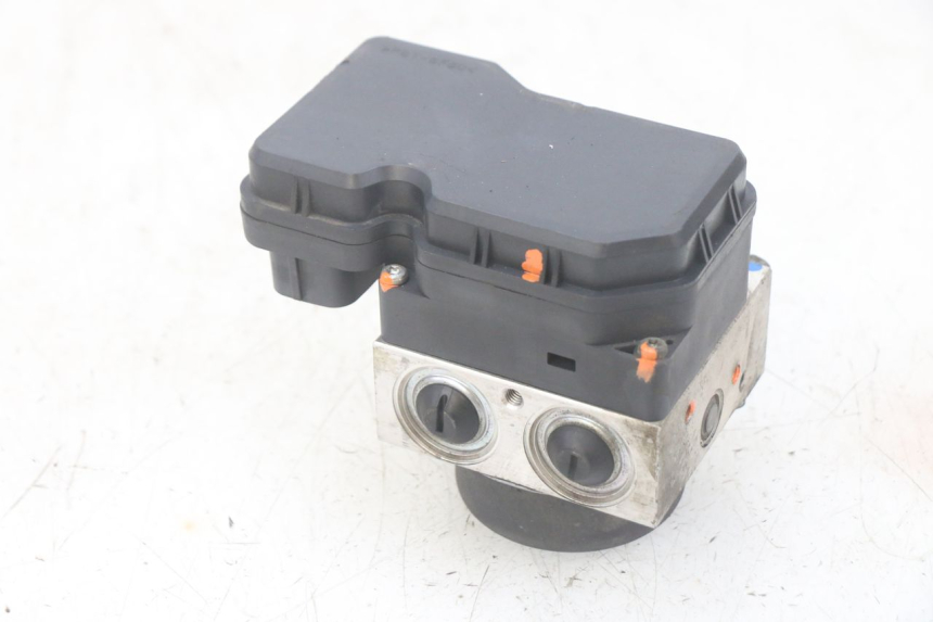 photo de POMPA ABS YAMAHA FJR ABS 1300 (2006 - 2012) - Vista principale