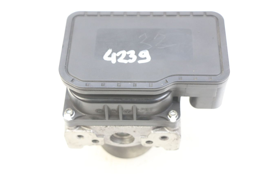 photo de POMPA ABS HONDA FJS SILVERWING SILVER WING 400 (2009 - 2016) - Ricambio usato controllato