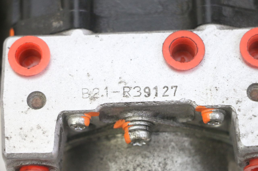 photo de POMPA ABS HONDA FORZA ABS 300 (2013 - 2017) - Dettaglio del componente