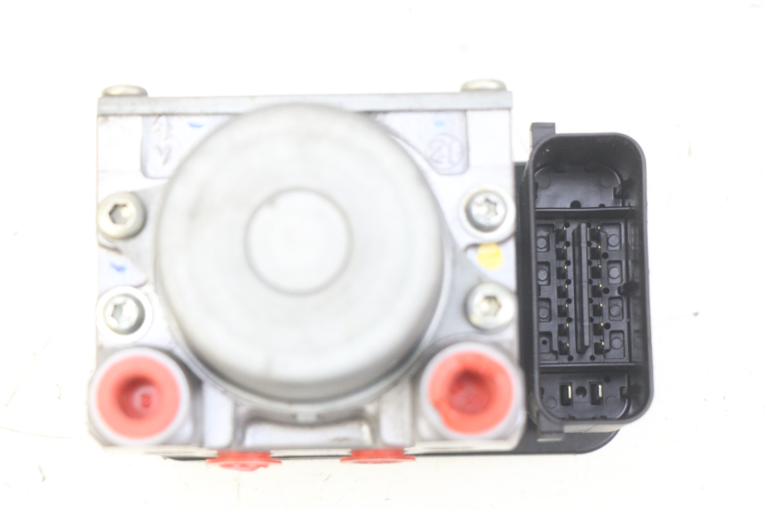 photo de POMPA ABS HONDA FORZA 125 (2015 - 2016) - Primo piano tecnico