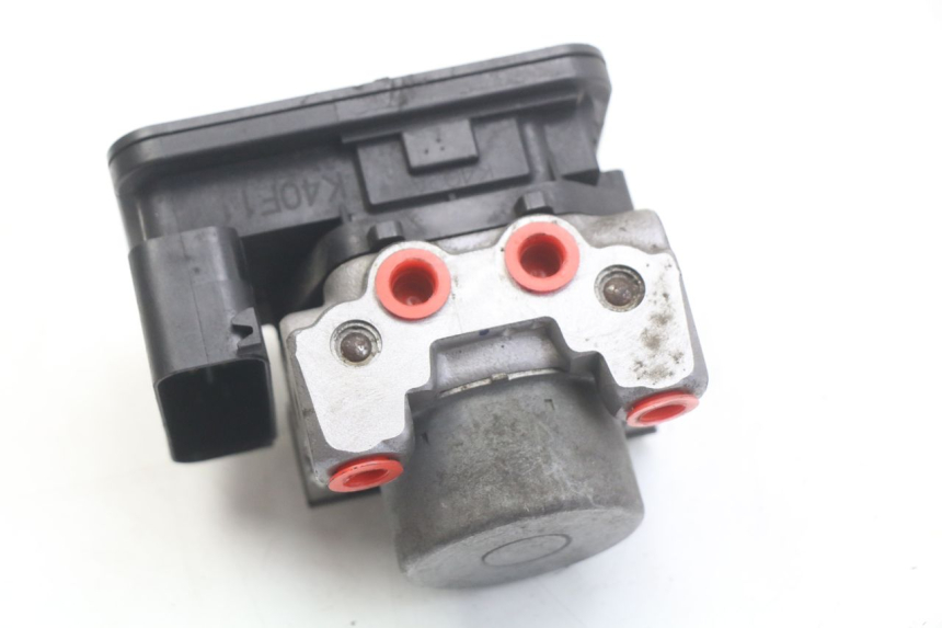 photo de POMPA ABS HONDA FORZA 125 (2015 - 2016) - Dettaglio del componente