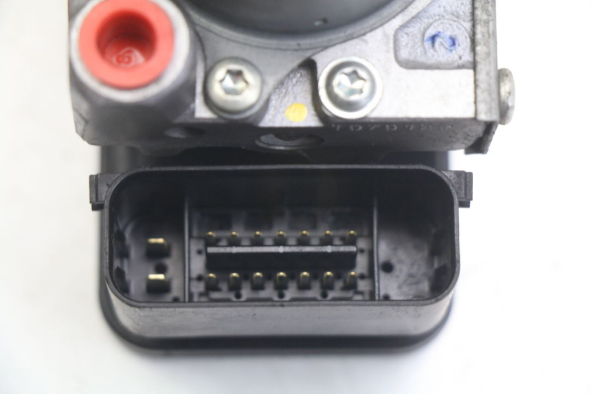 photo de POMPA ABS HONDA FORZA 125 (2015 - 2016) - Vista d'insieme del prodotto