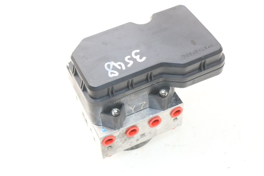 photo de POMPA ABS YAMAHA FZ8 800 (2010 - 2016) - Dettaglio del componente