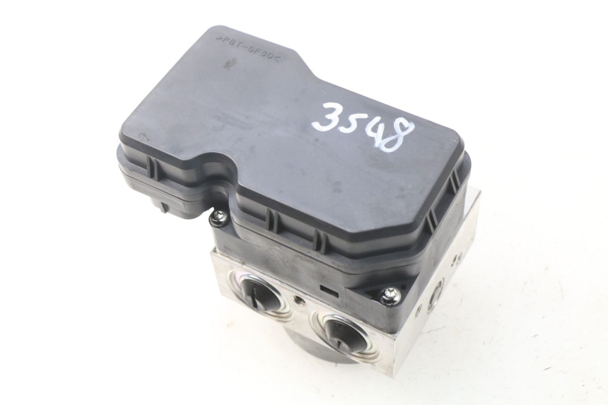 photo de POMPA ABS YAMAHA FZ8 800 (2010 - 2016) - Zoom sullo stato d'uso