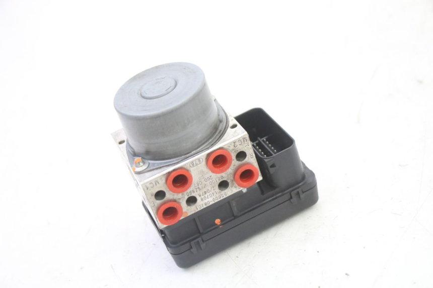 photo de POMPA ABS SUZUKI GSR 750 (2011 - 2017) - Vista principale