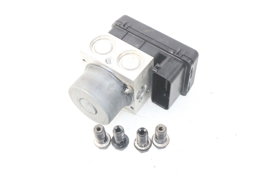 photo de POMPA ABS SYM GTS EFI ABS 125 (2012 - 2016) - Altra angolazione