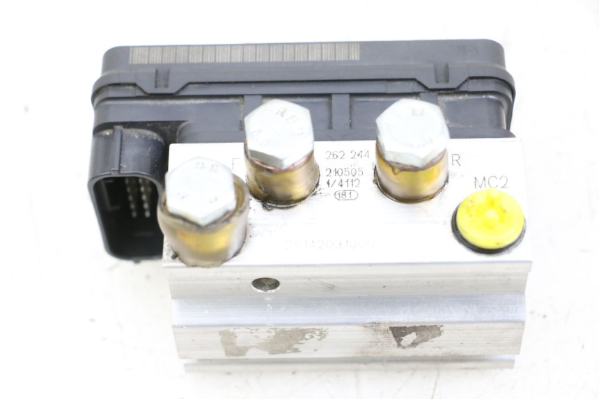 photo de POMPA ABS HUSQVARNA SVARTPILEN 401 (2018 - 2023) - Vista principale