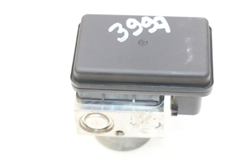 photo de POMPA ABS PIAGGIO LIBERTY IGET S 125 (2016 - 2020) - Zoom sui componenti