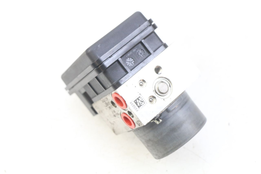 photo de POMPA ABS PIAGGIO LIBERTY IGET S 125 (2016 - 2020) - Primo piano tecnico