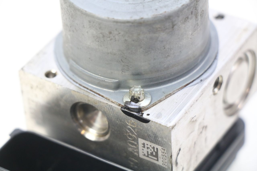 photo de POMPA ABS PIAGGIO LIBERTY IGET S 125 (2016 - 2020) - Stato della superficie e materiale