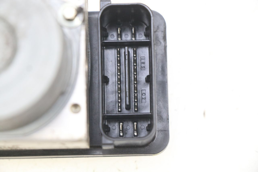 photo de POMPA ABS PIAGGIO LIBERTY IGET S 125 (2016 - 2020) - Marcature e riferimenti originali