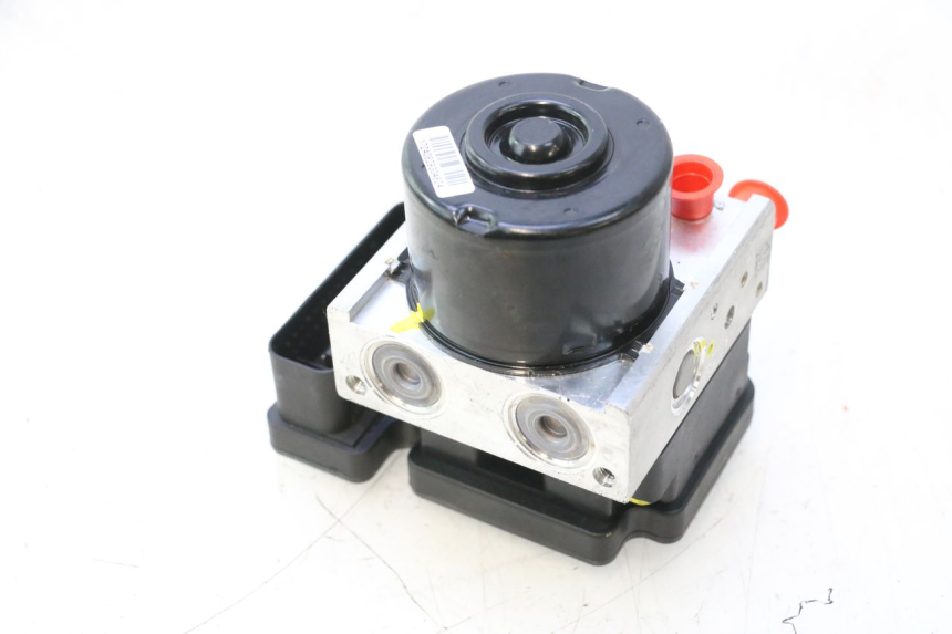 photo de POMPA ABS PIAGGIO MP3 HPE 530 (2022 - 2026) - Altra vista dell'articolo