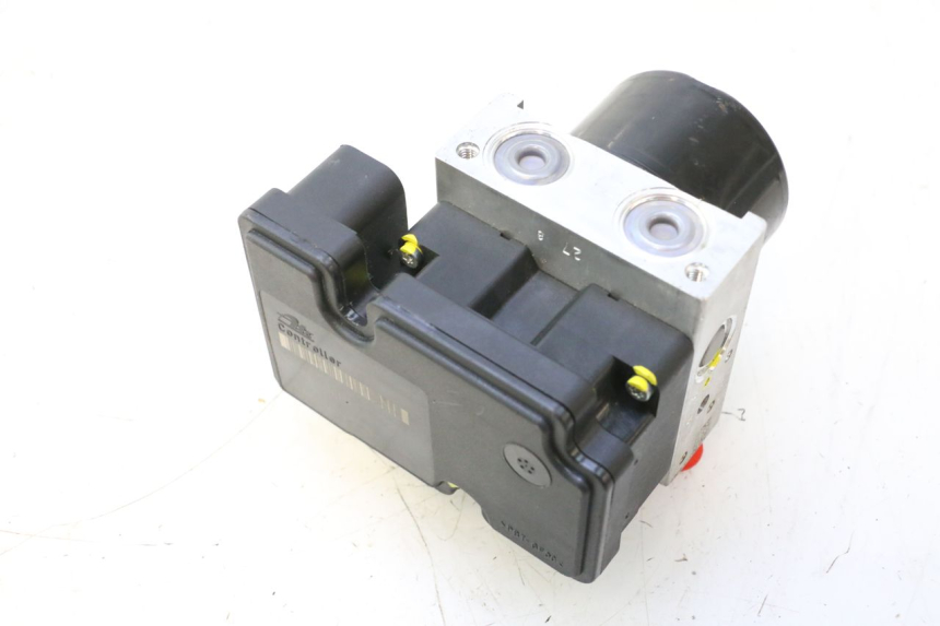 photo de POMPA ABS PIAGGIO MP3 HPE 530 (2022 - 2026) - Zoom sullo stato d'uso
