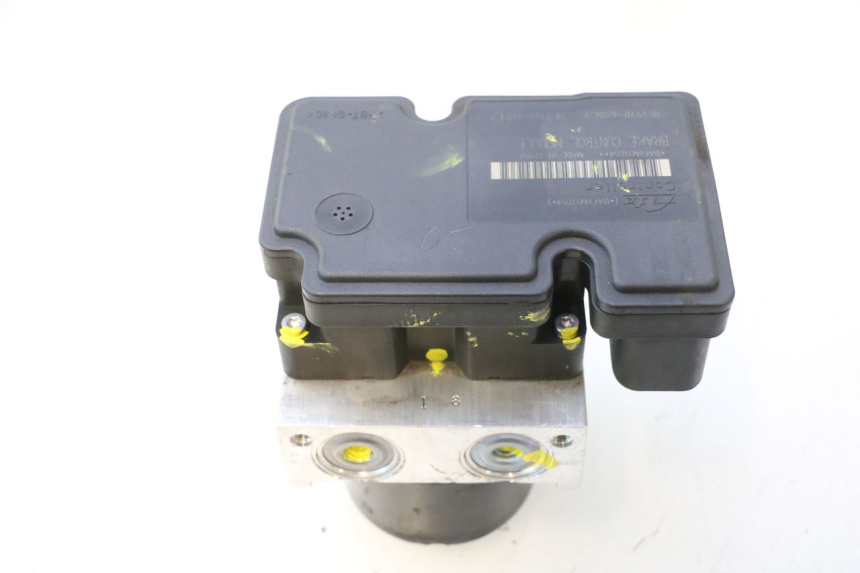photo de POMPA ABS PIAGGIO MP3 500 (2016 - 2018) - Primo piano tecnico