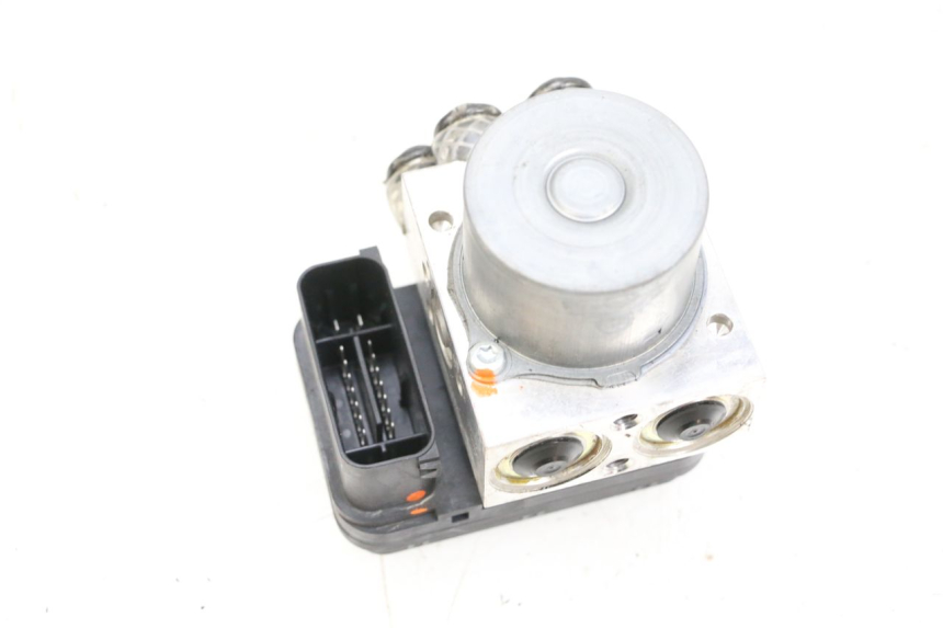 photo de POMPA ABS YAMAHA MT-07 MT07 ABS 700 (2018 - 2020) - Dettaglio del componente