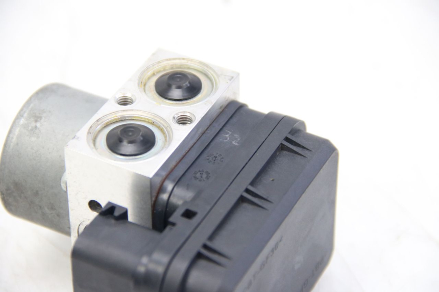 photo de POMPA ABS YAMAHA MT ABS 125 (2014 - 2018) - Dettaglio del componente