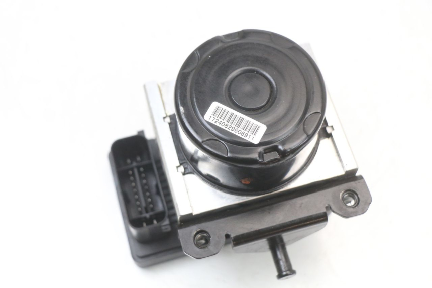 photo de POMPA ABS MOTO GUZZI NORGE 8V GT 1200 (2011 - 2016) - Dettaglio del componente