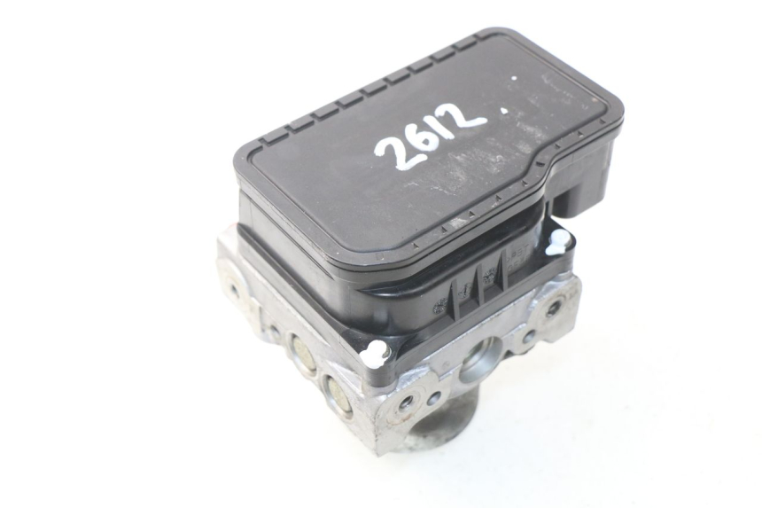 photo de POMPA ABS HONDA NSS EX FORZA 250 (2005 - 2013) - Altra angolazione