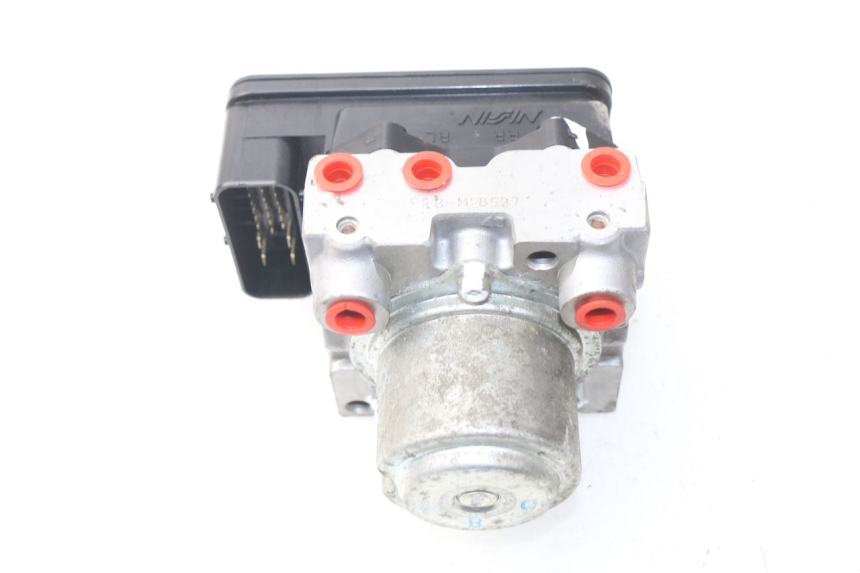 photo de POMPA ABS HONDA NSS EX FORZA 250 (2005 - 2013) - Stato della superficie e materiale