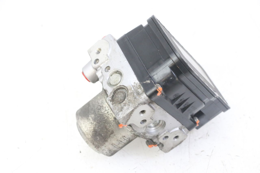 photo de POMPA ABS HONDA NTV DEAUVILLE ABS 700 (2007 - 2016) - Dettaglio del componente