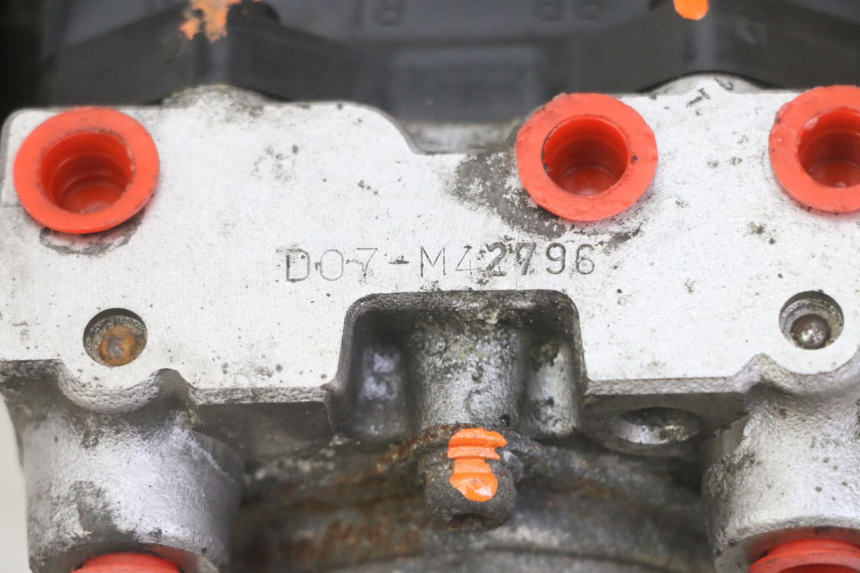 photo de POMPA ABS HONDA NTV DEAUVILLE ABS 700 (2007 - 2016) - Stato della superficie e materiale