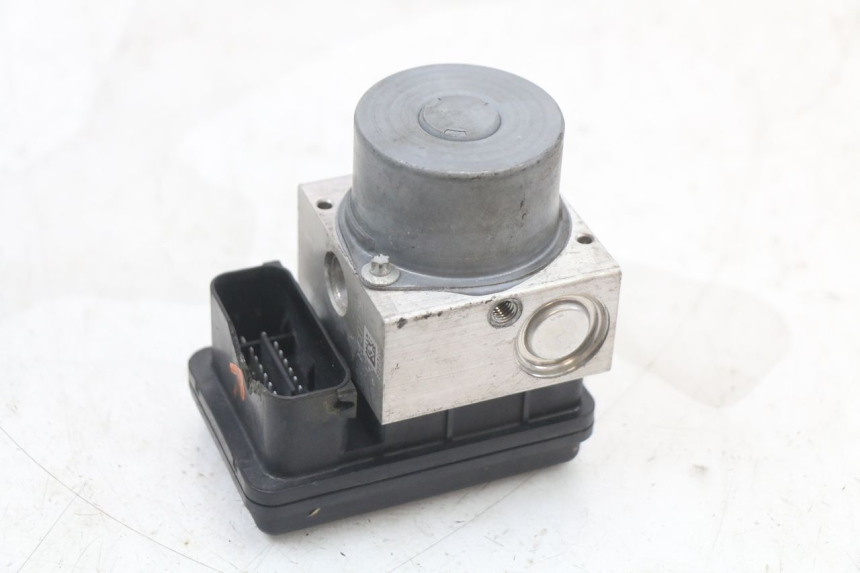 photo de POMPA ABS PEUGEOT BELVILLE 125 (2017 - 2021) - Vista d'insieme del prodotto