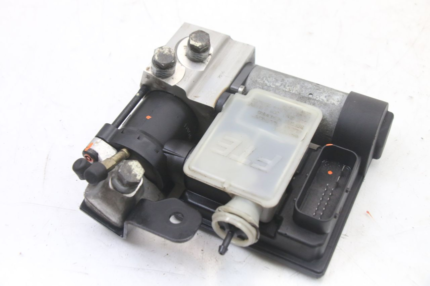 photo de POMPA ABS PEUGEOT SATELIS COMPRESSOR K15 125 (2006 - 2009) - Vista principale