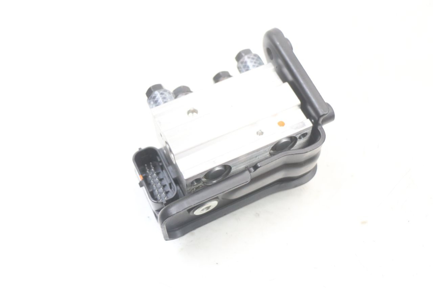 photo de POMPA ABS ROYAL ENFIELD SCRAM 411 (2022 - 2024) - Vista d'insieme del prodotto