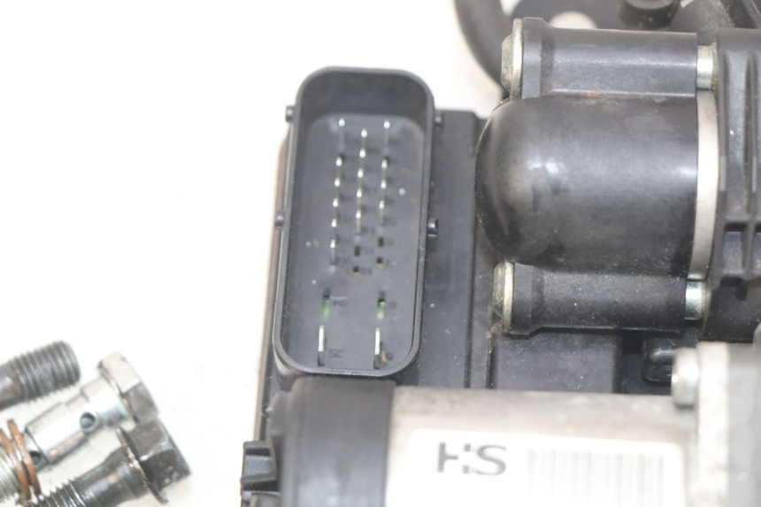 photo de POMPA ABS PEUGEOT SATELIS 125 (2010 - 2012) - Vista d'insieme del prodotto