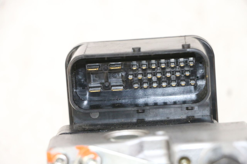 photo de POMPA ABS PEUGEOT SATELIS 125 (2013 - 2018) - Ricambio usato controllato