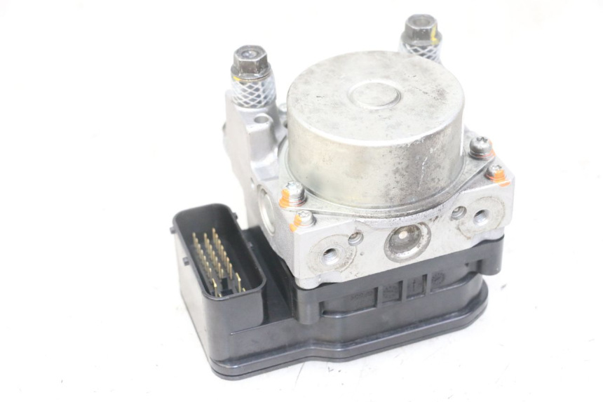 photo de POMPA ABS PEUGEOT SATELIS 125 (2013 - 2018) - Vista d'insieme del prodotto