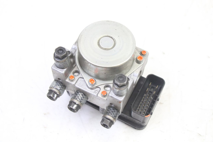 photo de POMPA ABS PEUGEOT SATELIS 125 (2013 - 2018) - Dettaglio del componente