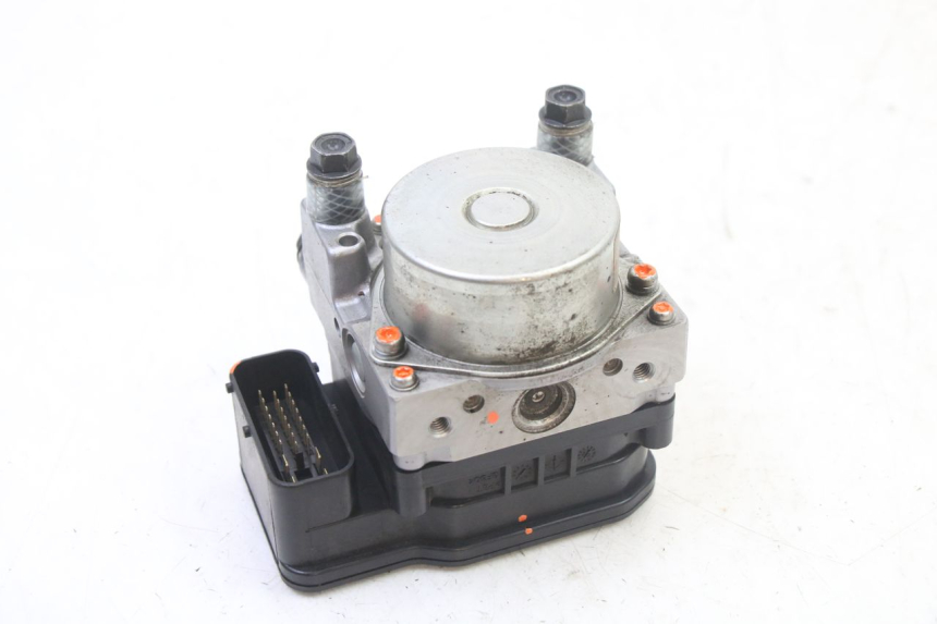 photo de POMPA ABS PEUGEOT SATELIS 125 (2013 - 2018) - Altra angolazione