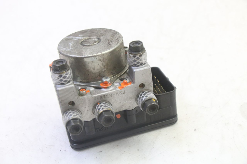 photo de POMPA ABS PEUGEOT SATELIS 125 (2010 - 2012) - Altra angolazione