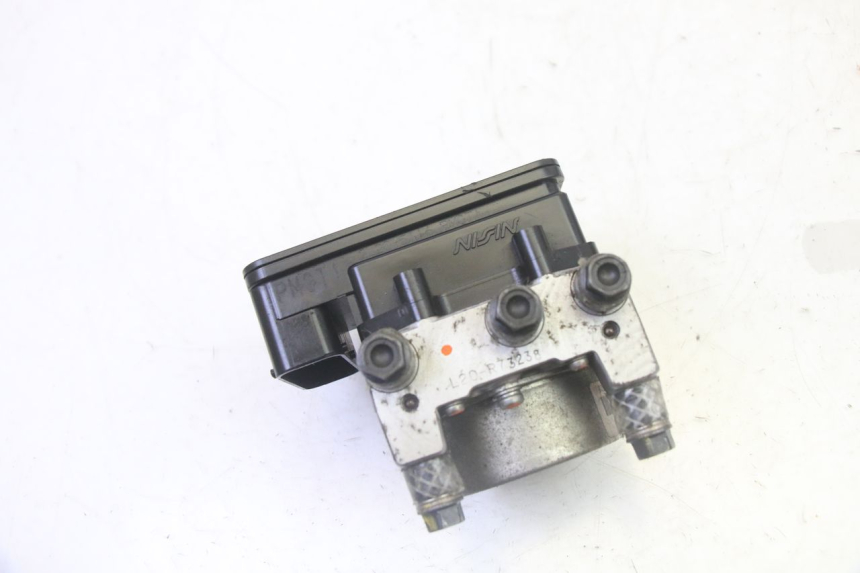 photo de POMPA ABS PEUGEOT SATELIS 125 (2013 - 2018) - Vista d'insieme del prodotto