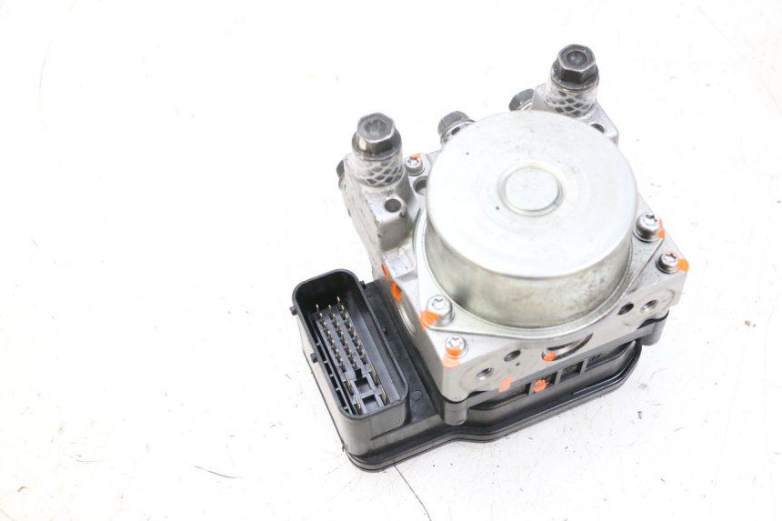 photo de POMPA ABS PEUGEOT SATELIS 125 (2013 - 2018) - Vista d'insieme del prodotto