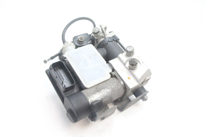 photo de POMPA ABS PEUGEOT SATELIS 125 (2006 - 2009) - Zoom sullo stato d'uso