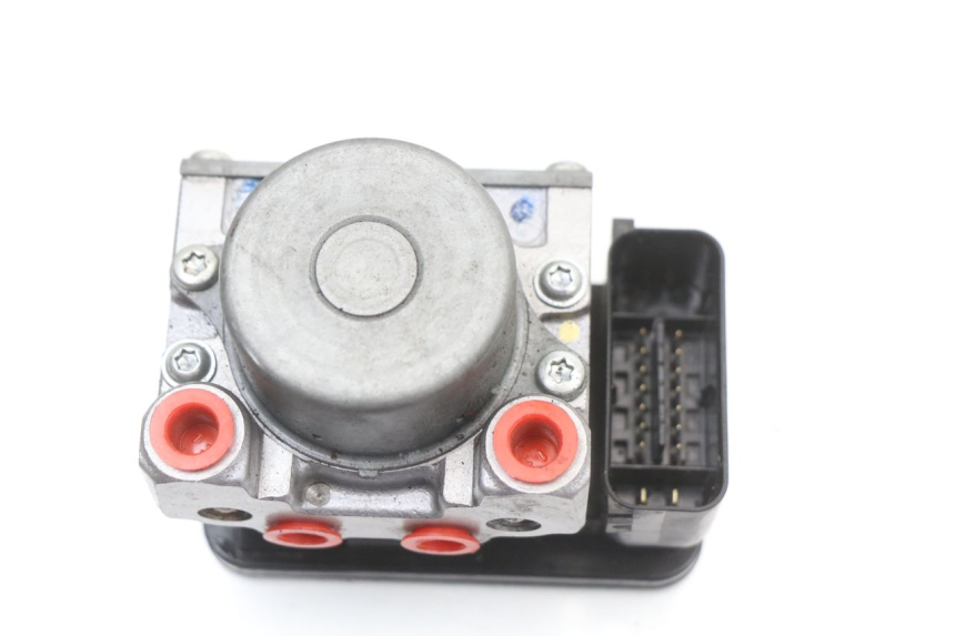 photo de POMPA ABS HONDA SH ABS 125 (2012 - 2017) - Dettaglio del componente