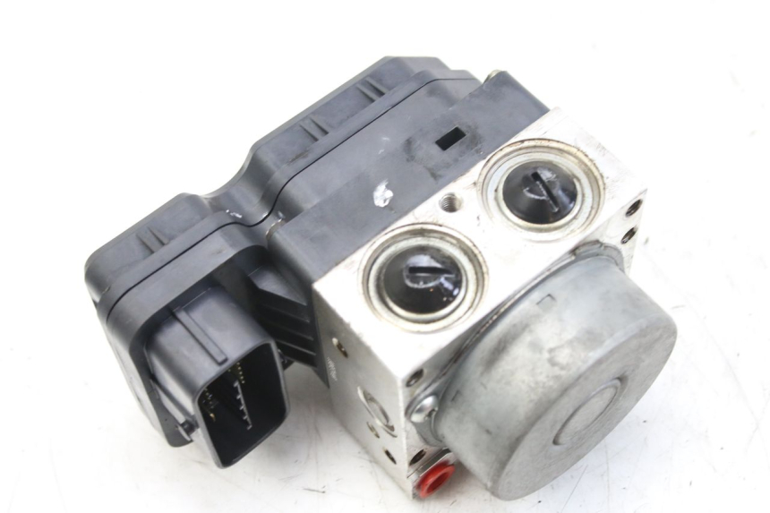 photo de POMPA ABS MBK SKYCRUISER 125 (2010 - 2013) - Dettagli dei punti di fissaggio