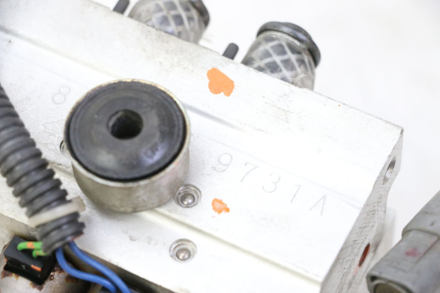 photo de POMPA ABS YAMAHA TDM ABS 900 (2002 - 2014) - Zoom sui componenti