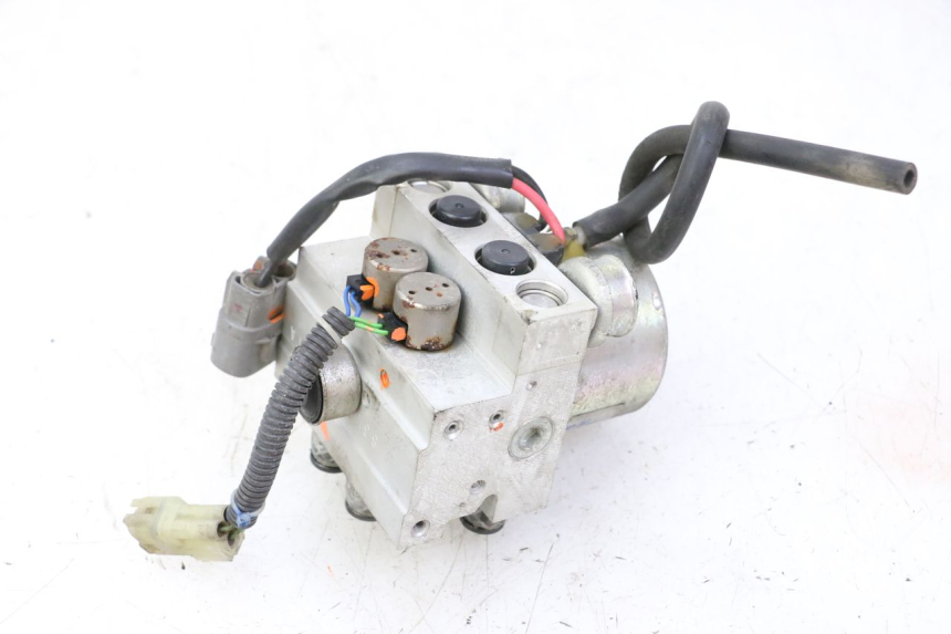 photo de POMPA ABS YAMAHA TDM ABS 900 (2002 - 2014) - Vista d'insieme del prodotto