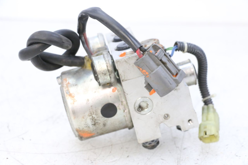 photo de POMPA ABS YAMAHA TDM ABS 900 (2002 - 2014) - Ricambio usato controllato