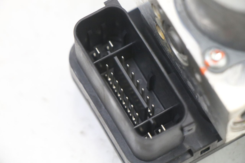 photo de POMPA ABS YAMAHA TRACER 7 700 (2020 - 2024) - Stato della superficie e materiale